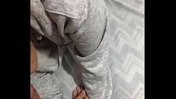 Preview 2 of Yasmin Scott Suck Her Nephews - Loira gostosa chupando