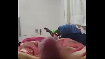 Preview 3 of Lubed Teen Solo - Chico de 18 se toca la verga