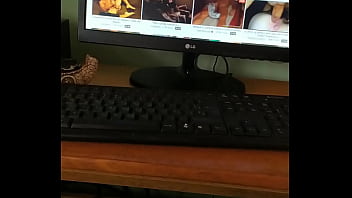 Preview 2 of Jizz Tranny - V&iacute_deo de verificaci&oacute_n