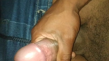 Preview 1 of X Dol - Uma punheta pra relaxar
