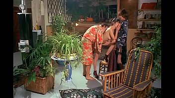 Preview 2 of Ebony Lesbian Babysitter - Inicia&ccedil_&atilde_o universit&aacute_ria 1979