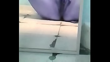 Preview 3 of Dady Xnxx - Me masturbo rico en el ba&ntilde_o