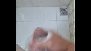 Preview 3 of Youtube Omegle Old Housewife - Batendo punheta