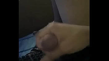 Preview 2 of Upskirt Pussy Stranger - negao ativo batendo uma punheta