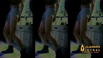 Preview 2 of Ariella 2019 - ALEJANDRO MISTRAL sexy aficionado bailando en ropa interior con la verga parada