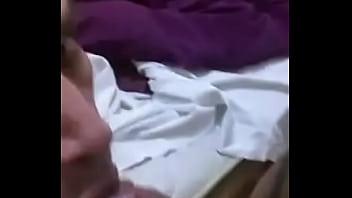 Preview 3 of Mia Grey Cam4 - Maduro pasivo chupando verga mientras hablo por telefono