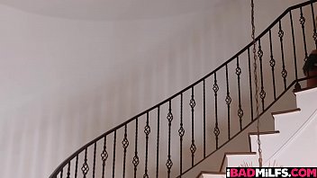 Preview 1 of Nataha Xxx Video Hd - Stepson munching his stepmoms milf pussy adn learns all the tricks he needed to please a woman