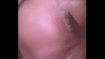 Preview 4 of Sofiea Nix - Chupando um pauz&atilde_o no estacionamento