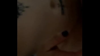Preview 2 of Cute Girl Chut Chat Tehuye - Antagonista Purpura recibe una llamada de su primo mientras tenemos sexo parte 1