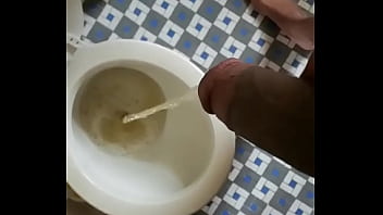 Preview 3 of Suny Linen Xxnx - Pissing
