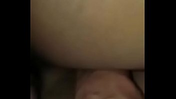Preview 1 of Dogs Fucking Women Missionary - Mi amiga