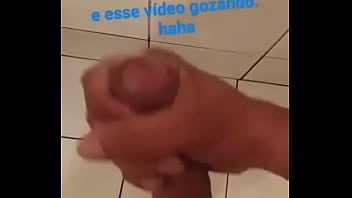 Preview 3 of Girl And Dog Sex Mobi - Novinho Gozando
