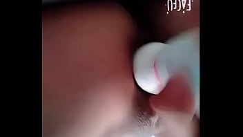 Preview 4 of Farm Pig Bdsm - Mi novia me pasa un v&iacute_deo masturb&aacute_ndose