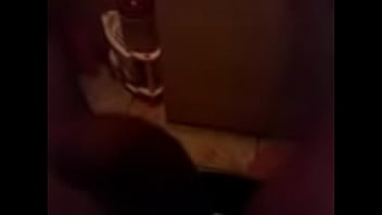 Preview 1 of Avi Khun - Batendo uma na cama 3