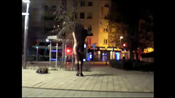 Preview 4 of Paki Feets - Mar&iacute_a Lizana se desnuda en un parque p&uacute_blico