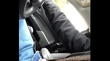 Preview 2 of Sekil Sex - Horny in the truck