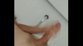 Preview 1 of Drazzers Fucking - Dotado no banho