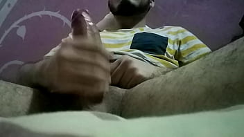 Preview 4 of Lesbian Cruising - Joven de 20 se masturba