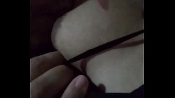 Preview 3 of Brazers Vedio - Chupando o peitinho