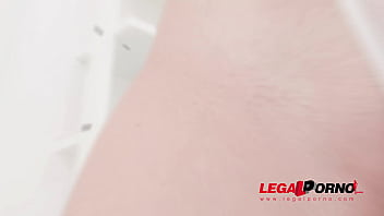 Preview 1 of Sunny Leone Xxxxxx Video Hd 2018 - Sara Bell balls deep airtight double penetration SZ2364