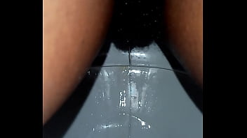 Preview 3 of Boy Vids Porn Girl - Peeing and farting black pussy