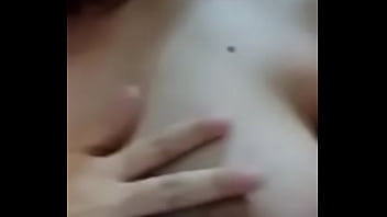 Preview 2 of Muslim Girl Farting - Julissa