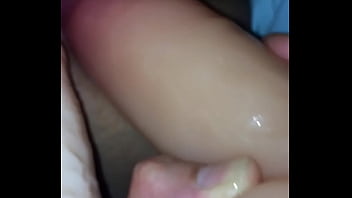 Preview 3 of Sunny Leone Omg - Probando abrir la cola de mi gordi