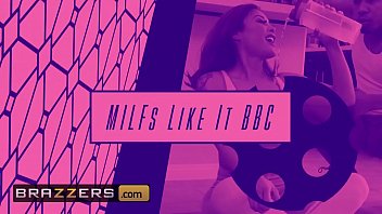 Preview 1 of Men Legs Up - Milfs Like it Big - (Kaylani Lei,  Ricky Johnson) - MILFs Like It BBC - Brazzers