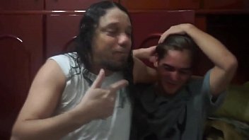 Preview 1 of Step Mom And Sons - COMPARANDO LINGUADAS NO CU - LINGUADA 1 ALICE HAEL - LINGUADA 2 DUDA HUGNEN - QUAL &Eacute_ A MELHOR ?