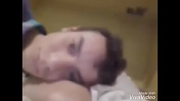 Preview 2 of Guy Gets In There - Cay&oacute_ en la red de mocosos gay