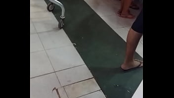 Preview 1 of Xxxvideo Hd60 - Vas de compras en argentina y te encontr&aacute_s con esto...