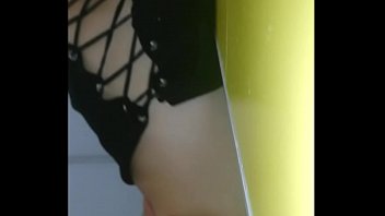 Preview 3 of School Bachi Xxx Vidio Hd Com - Chica que Me encontre...  Es Mi Esposa No Se Preocupen.