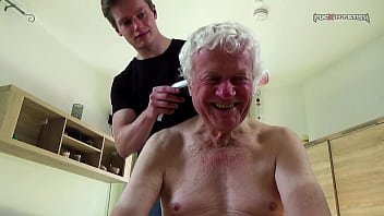 Preview 1 of Dirty Piggy Missax - Clip 82O-a Shaving The Old Private - Full Version Sale: $7