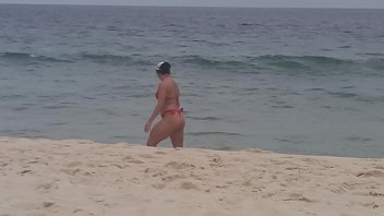 Preview 1 of Mom And Menantu - Dogging nas Praias do RJ mais uma vez.