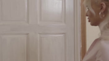 Preview 1 of Mom Want Only - Stepmom Wants &#039_s Big cock - London River,  Van Wylde
