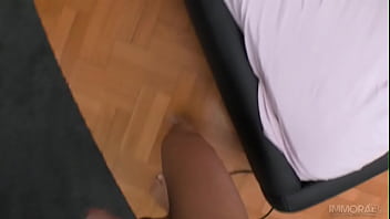 Preview 4 of Cam4 Kleinehexe76 - FLEXIBLE AND FIT TEEN MIA SPLIT FUCKS HER COACH!