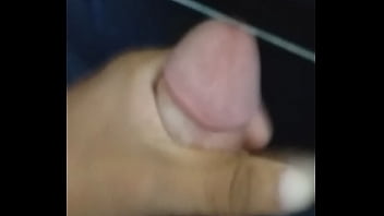 Preview 2 of Bokef Milf Vol - Punheta com gozada onibus publico