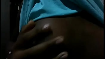 Preview 3 of Gzel Esmer - joven se toca los pechos muy riko