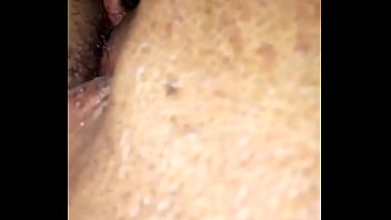 Preview 2 of Orgazm Surprise - Marido filma amigo chupando esposa