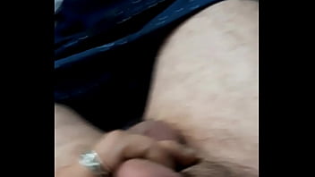 Preview 2 of Mature Scat Orgie - BEM DOTADO BONITO COM CARRO PRA VC