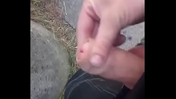 Preview 2 of Japanese Gets Facket - Charlie auf einem Parkplatz am Wixxen zwei frauen schauen zu