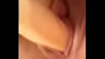 Preview 3 of Www Xxx Arb Videos - Working my big pussy thinking about a big cock stretching it