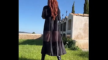 Preview 4 of Naghty Amrika - el cementerio haciendo magia en mis videos xxx &iquest_te animas a verlo completo? The cemetery working magic ...