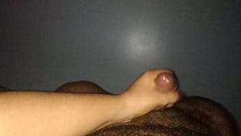 Preview 2 of Indian Truth Or Dare Xxx - Morena punhetando o amigo