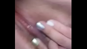 Preview 1 of Xxx Sanulye - Novinha se dedando bem gostoso