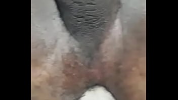 Preview 1 of Katja Kussan Anal - Gabi Amarante arrombando o Reiz&atilde_o com a m&atilde_ozinha - Sigam @realgabiamarante