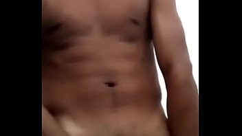 Preview 3 of Cock Kissing - Hola soy un chico m&uacute_sculoso
