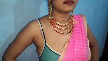 Preview 1 of Girl Watchng - स्कूल टीचर क्लास के बाद..