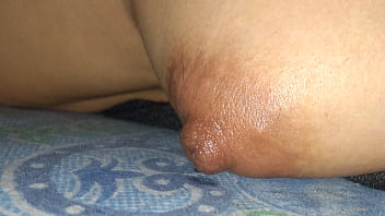 Preview 3 of All In Yhe Family - Leche de tetas