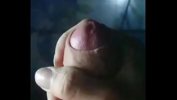 Preview 1 of Versi Sinetron - Nứng cặc thủ d&acirc_m